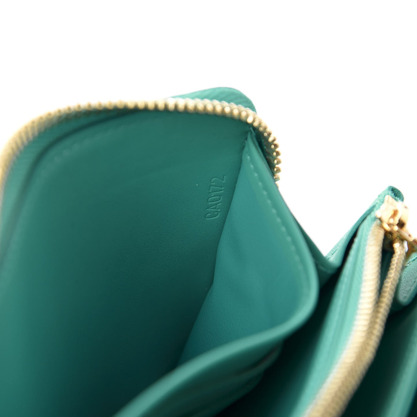 Vernis Zippy Wallet Blue Lagoon