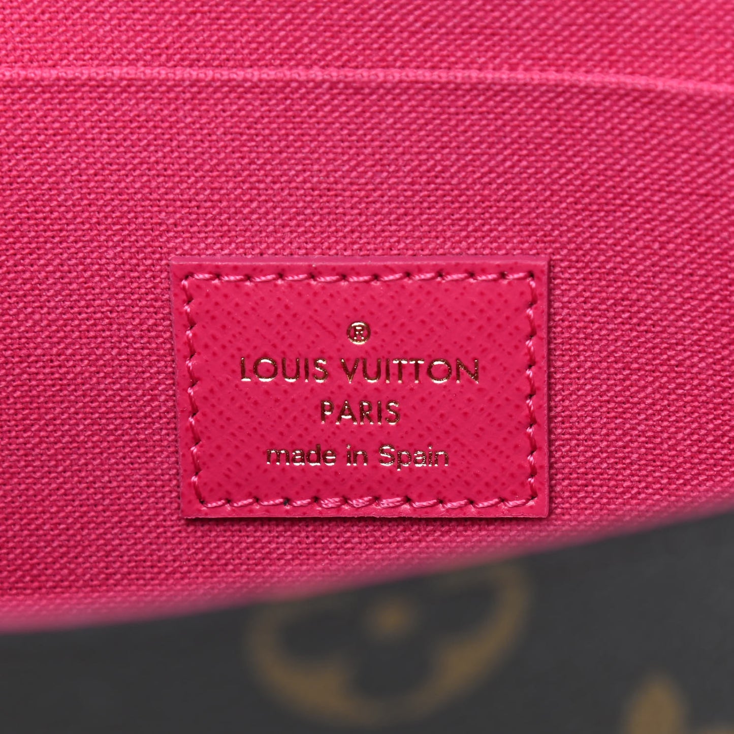 Monogram 2021 Christmas Animation Hollywood Pochette Felicie Chain Wallet Fuchsia