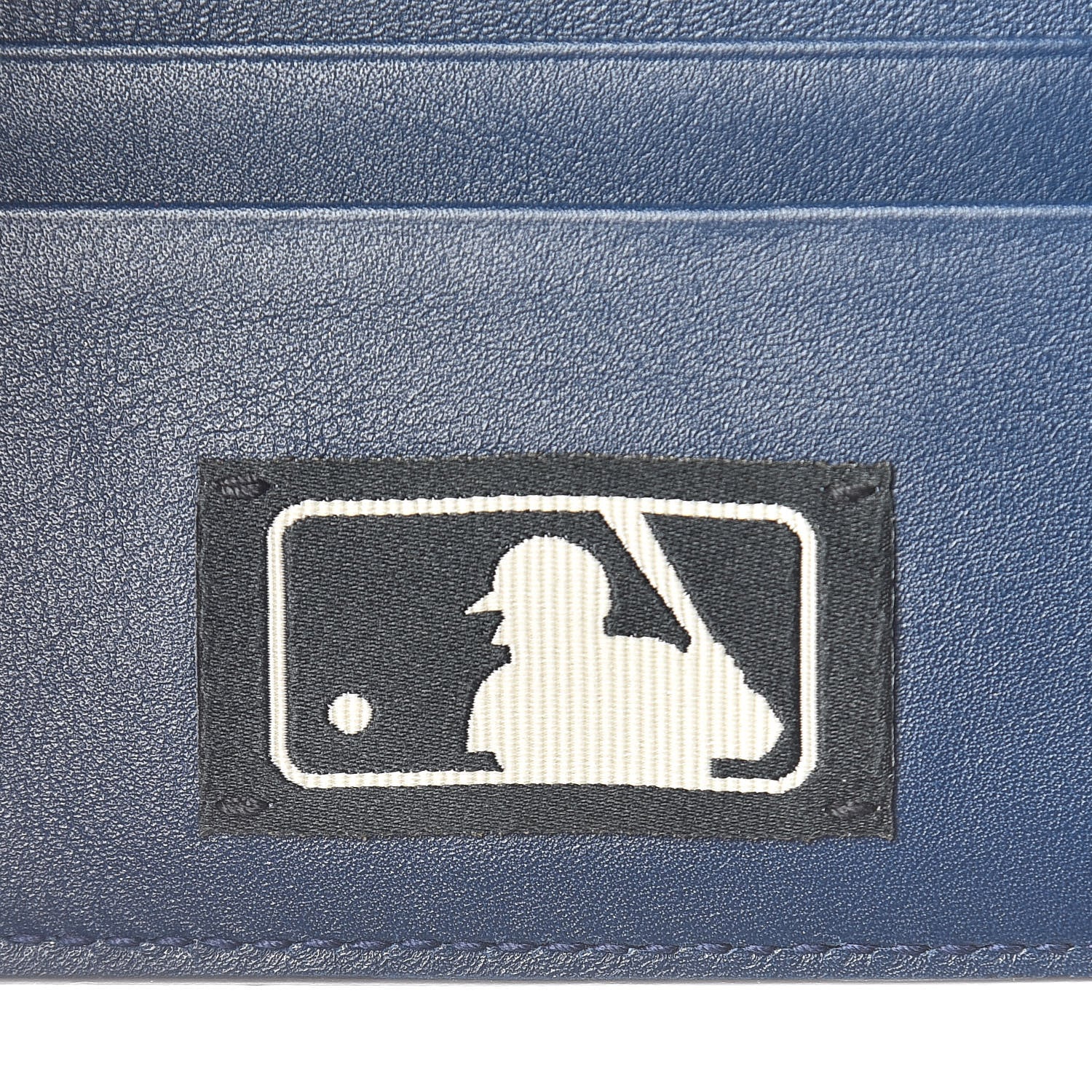 Gucci X MLB Guccissima Signature NY Yankees Embroidered Bi-Fold Wallet Royale Ivory 6 of 9