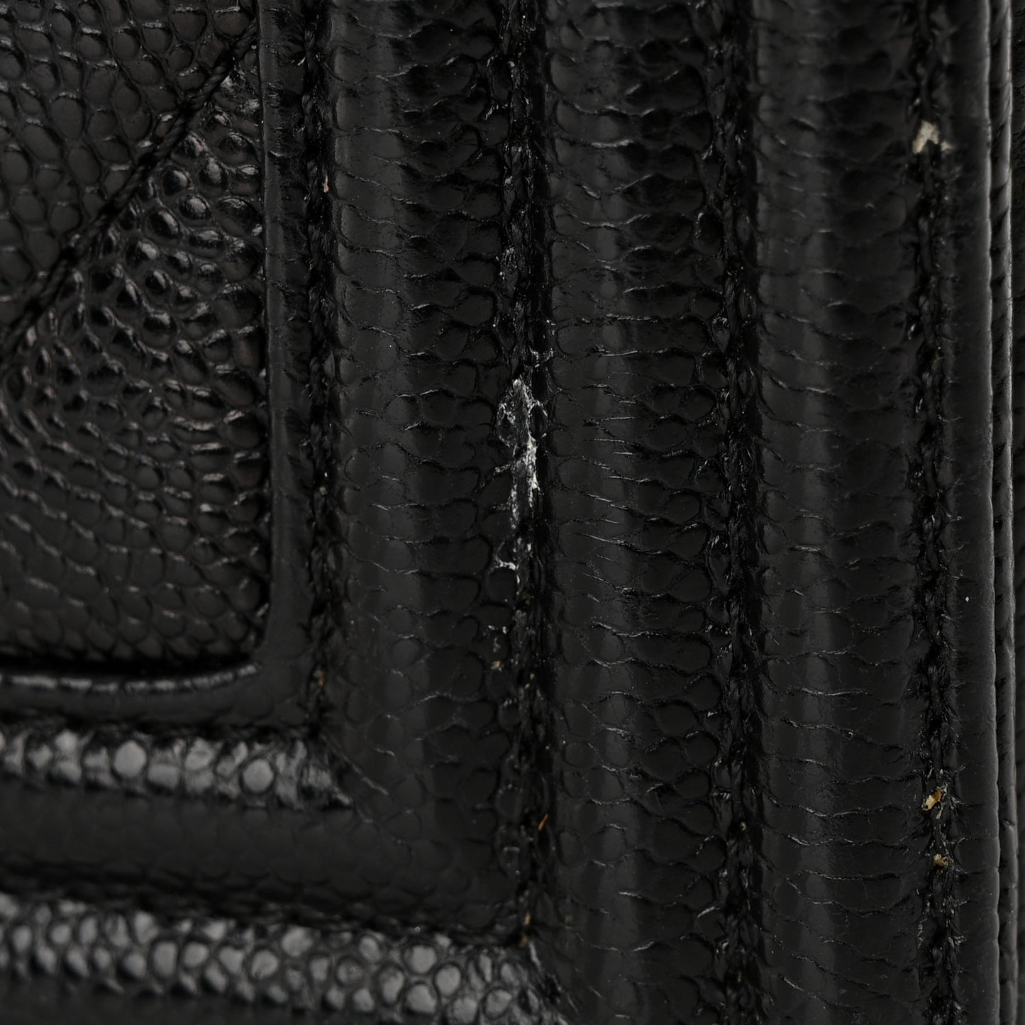 Caviar Chevron Quilted Small Boy Flap Black