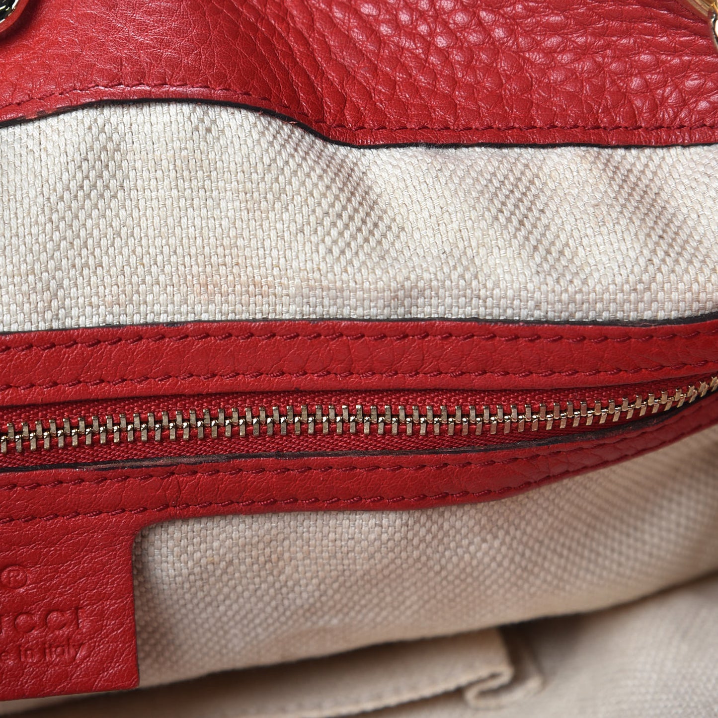 Pebbled Calfskin Medium Soho Chain Shoulder Bag Tabasco Red