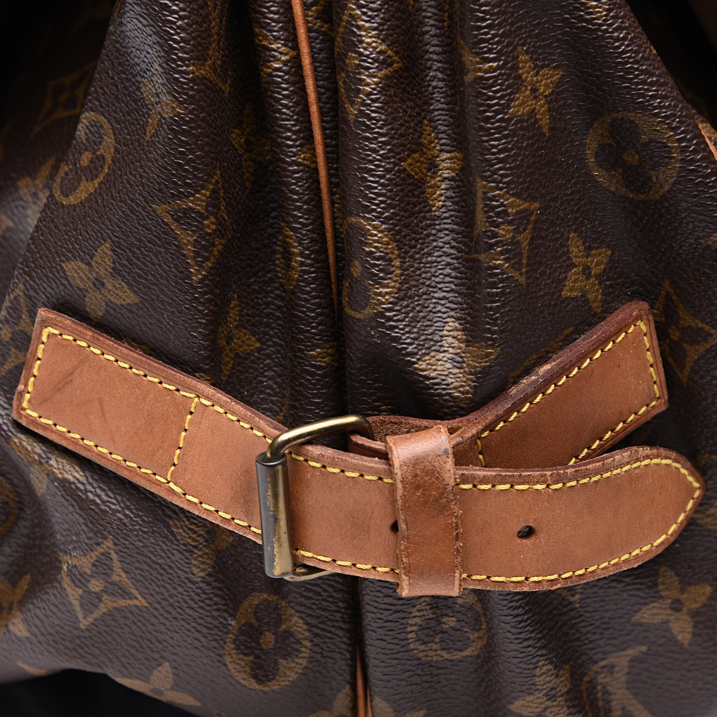 Monogram Saumur 43