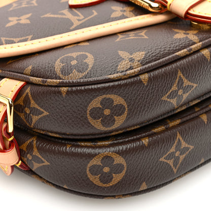 Louis Vuitton Monogram Saumur BB 8 of 9