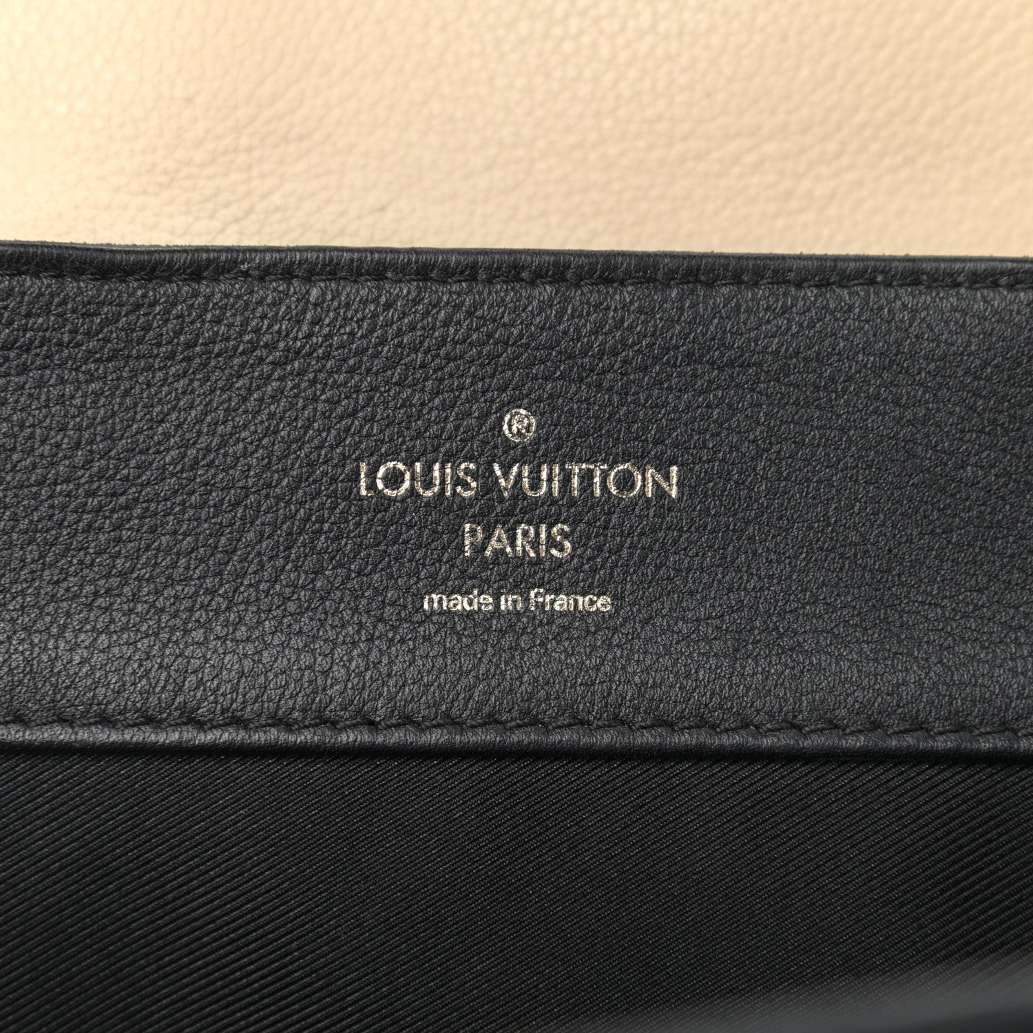 Louis Vuitton Calfskin Lockme MM Vanille Black 7 of 22