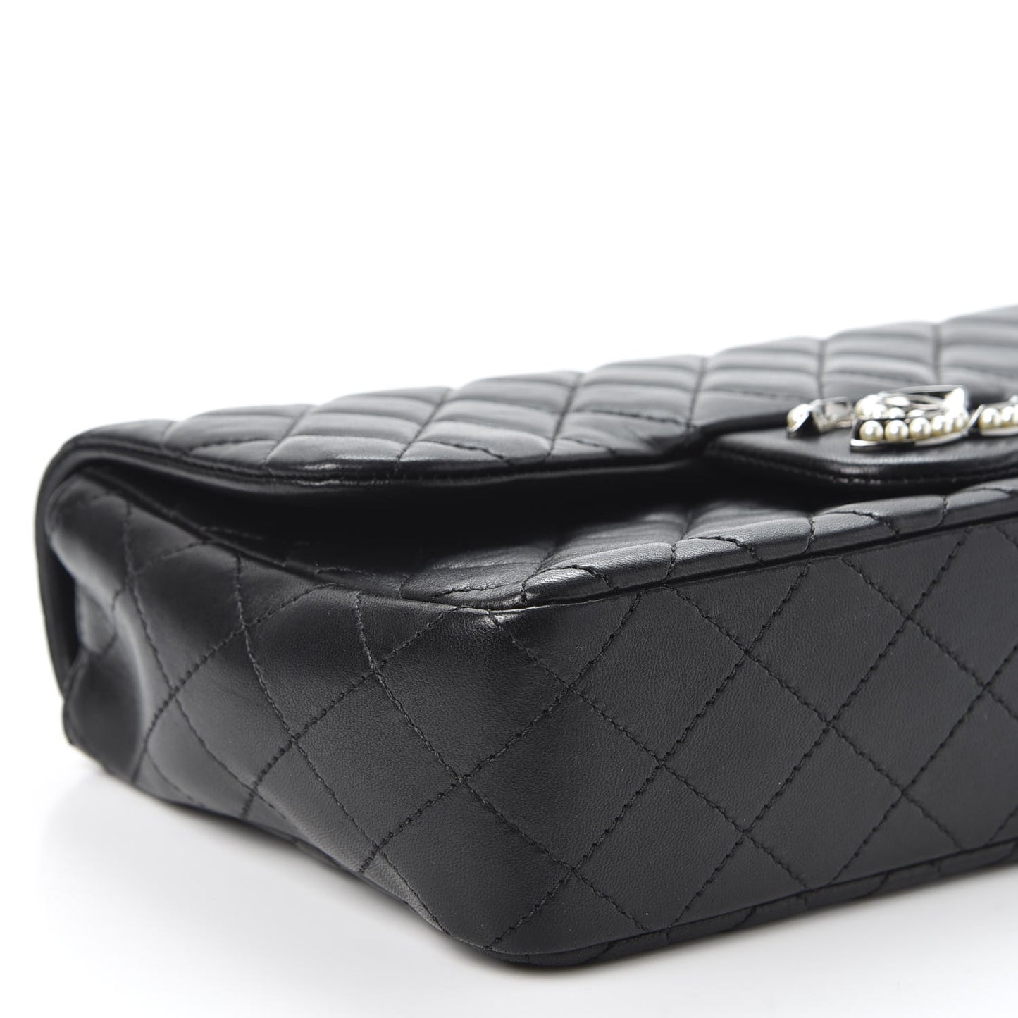 Lambskin Quilted Medium Westminster Pearl Flap Black