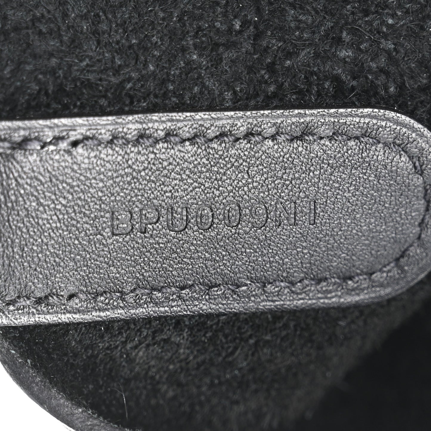 Taurillon Clemence Swift In-The-Loop 18 Bag Black