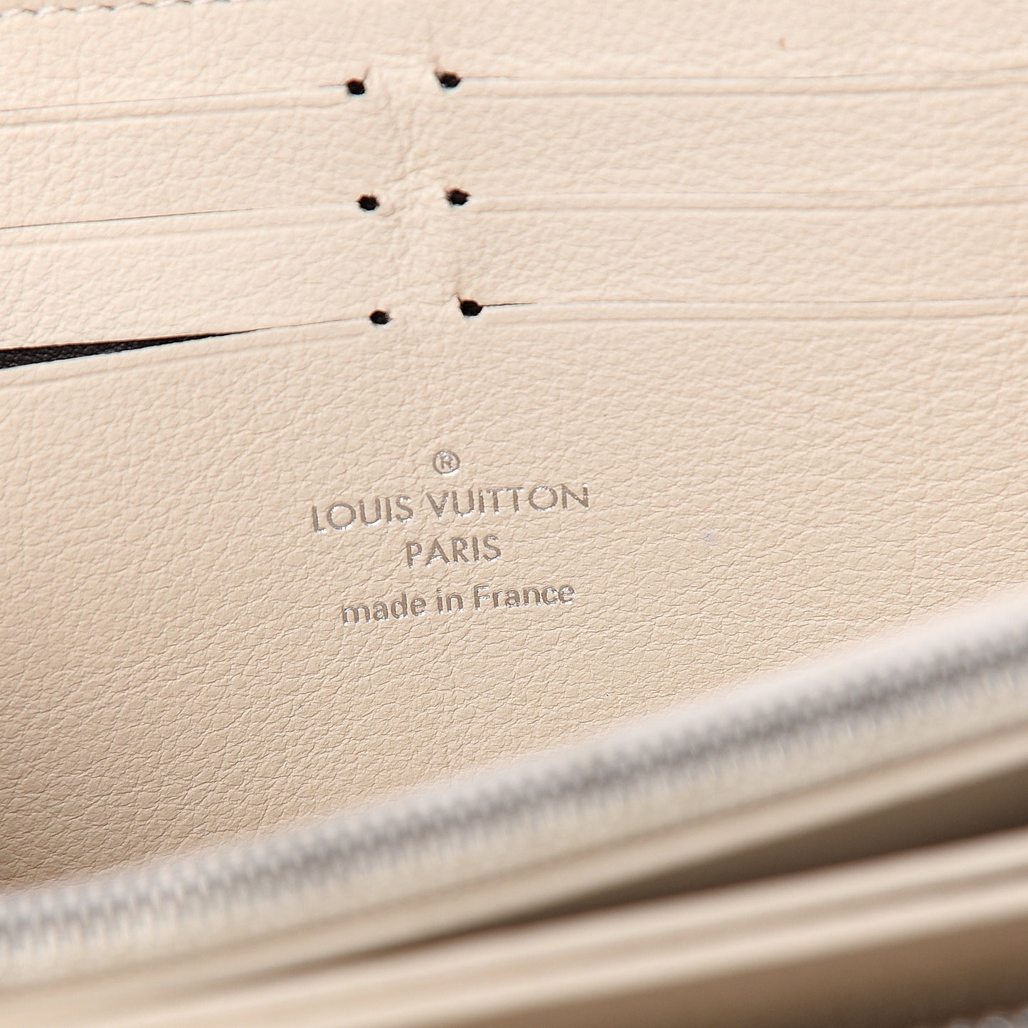 Mahina Zippy Wallet Ivory