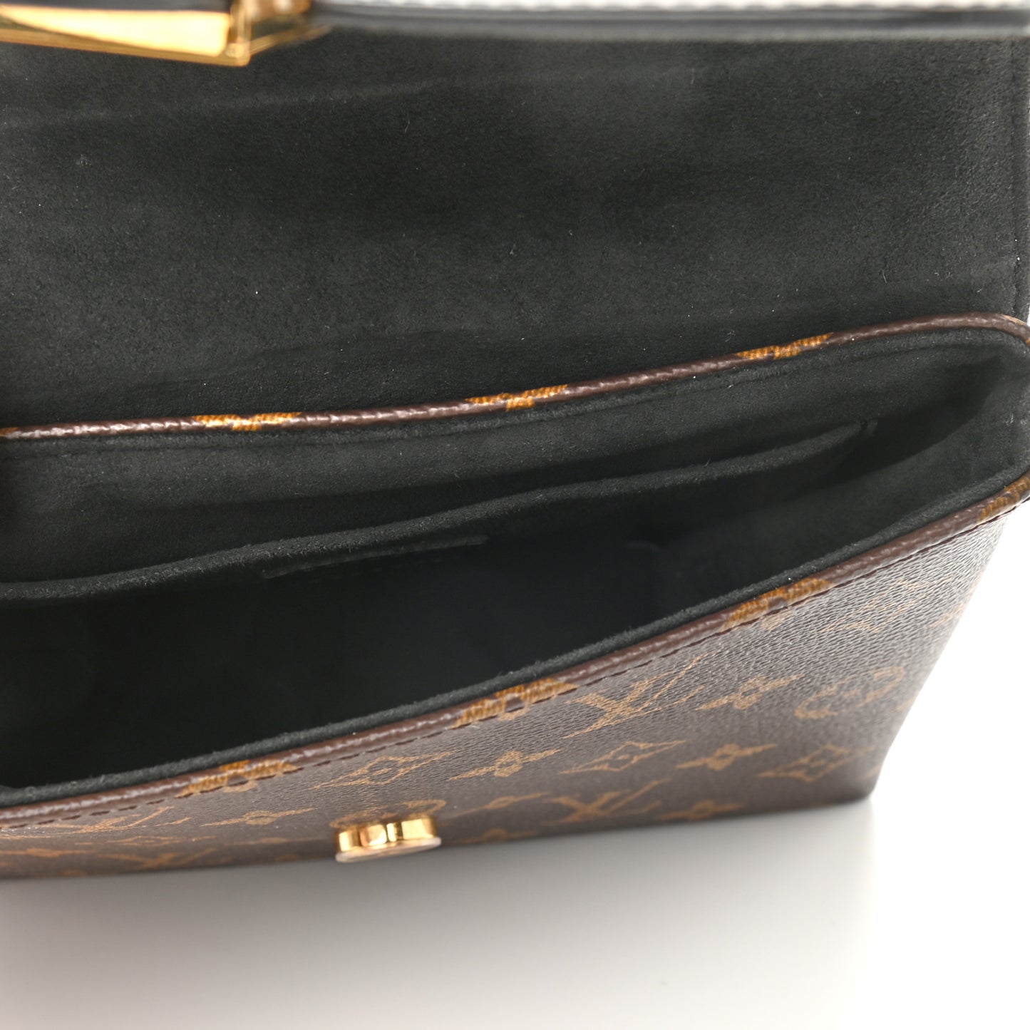 Monogram Locky BB Black