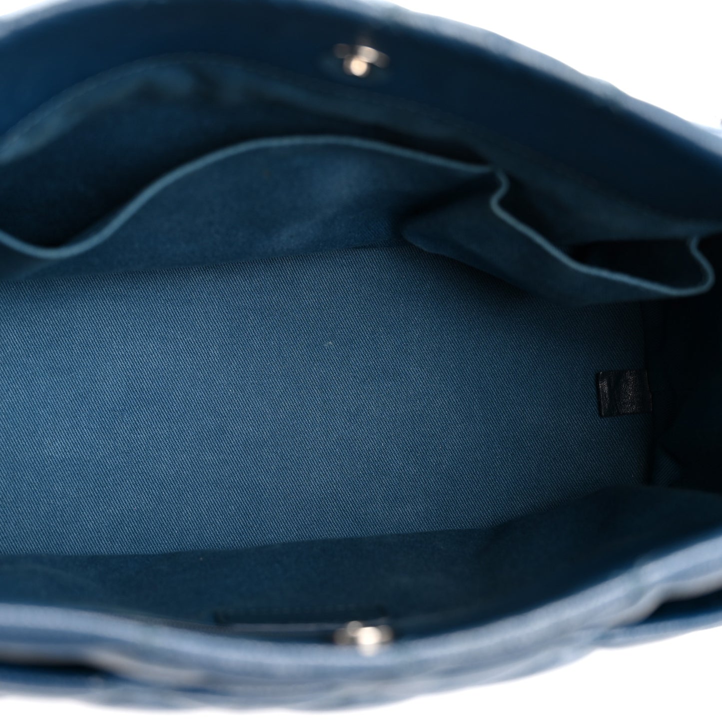 Caviar Quilted CC Timeless Soft Tote Blue