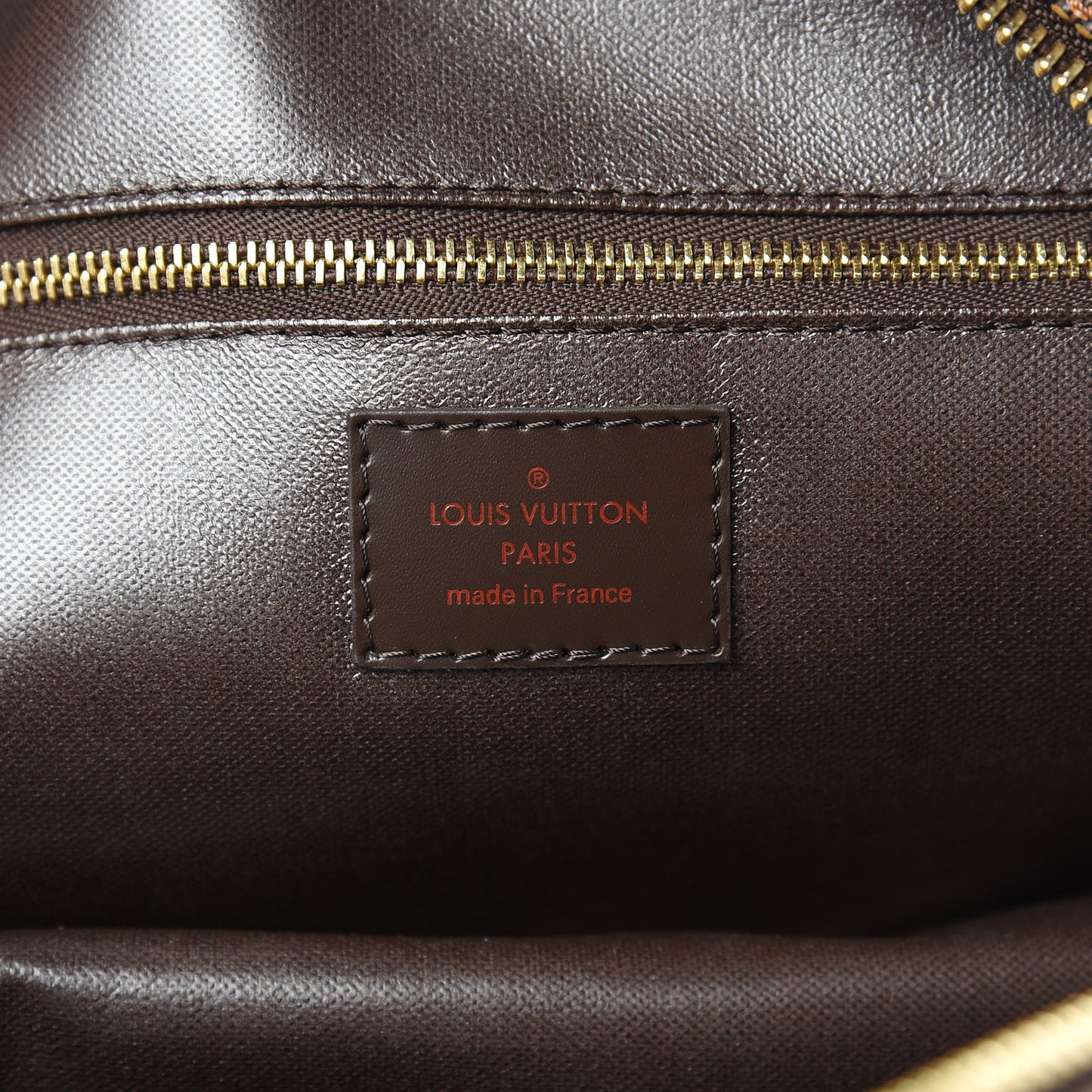 Damier Ebene Toiletry Bag 25