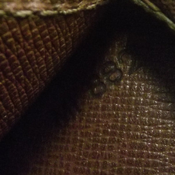 Monogram Pochette Homme