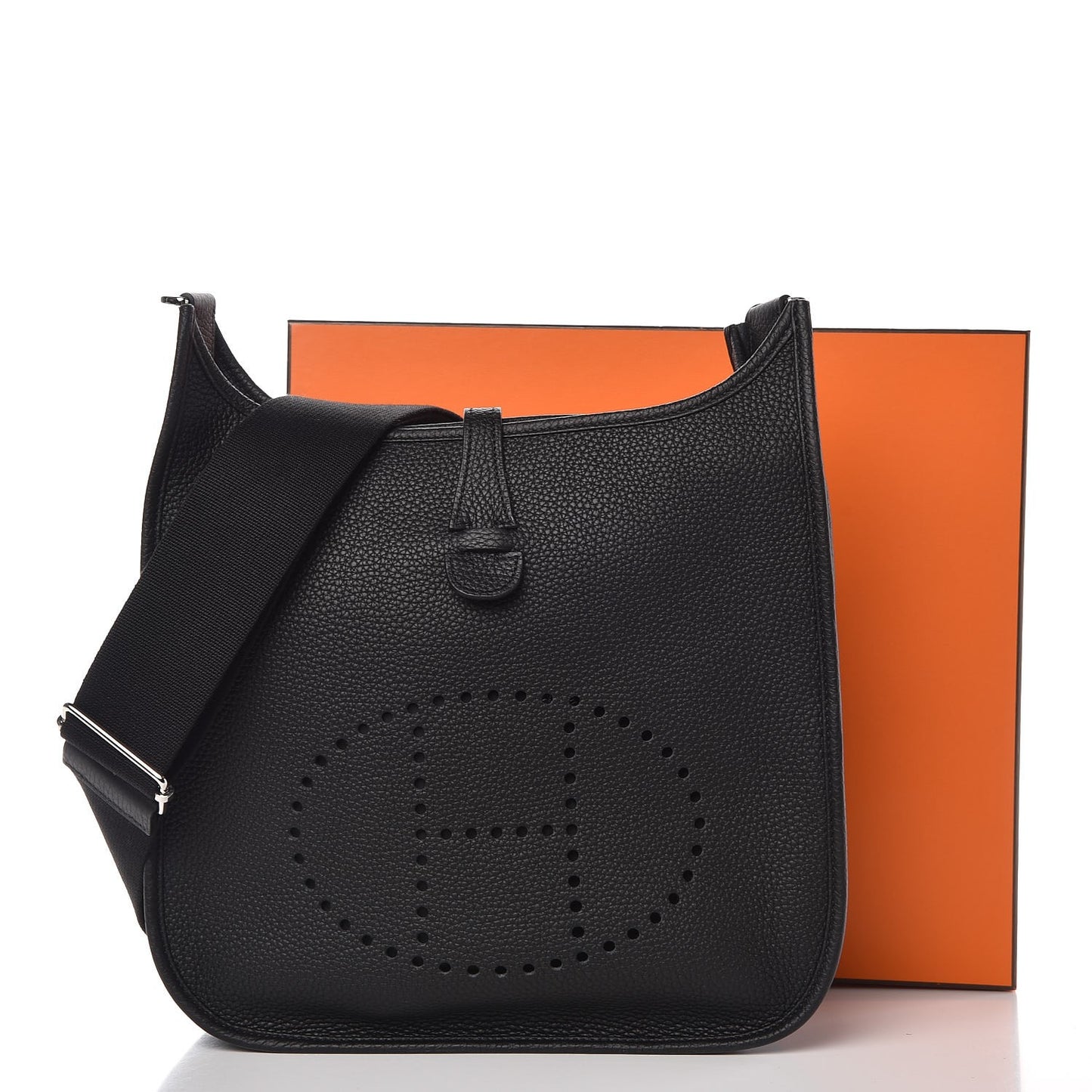 Taurillon Clemence Evelyne III PM Black