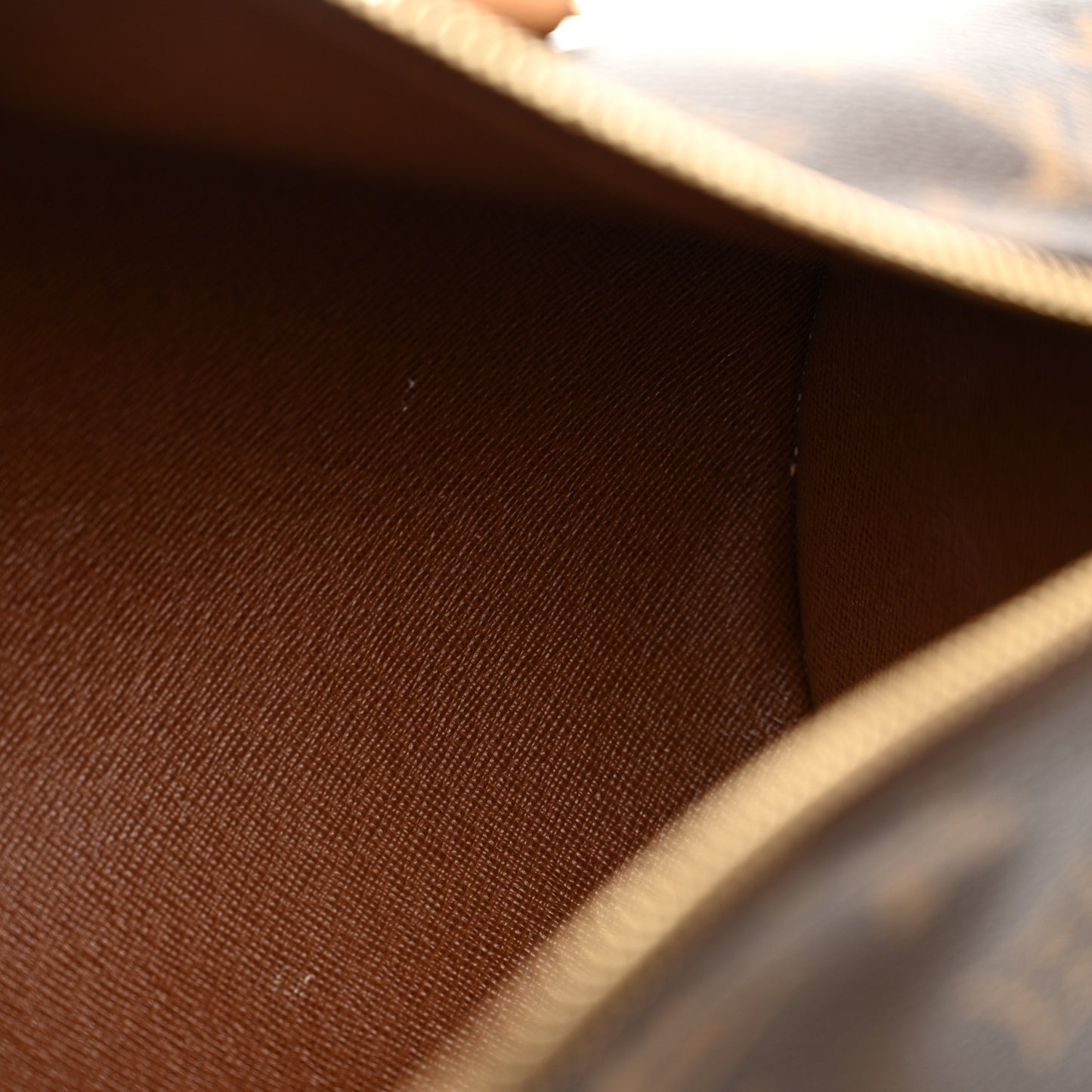 Monogram Papillon 30
