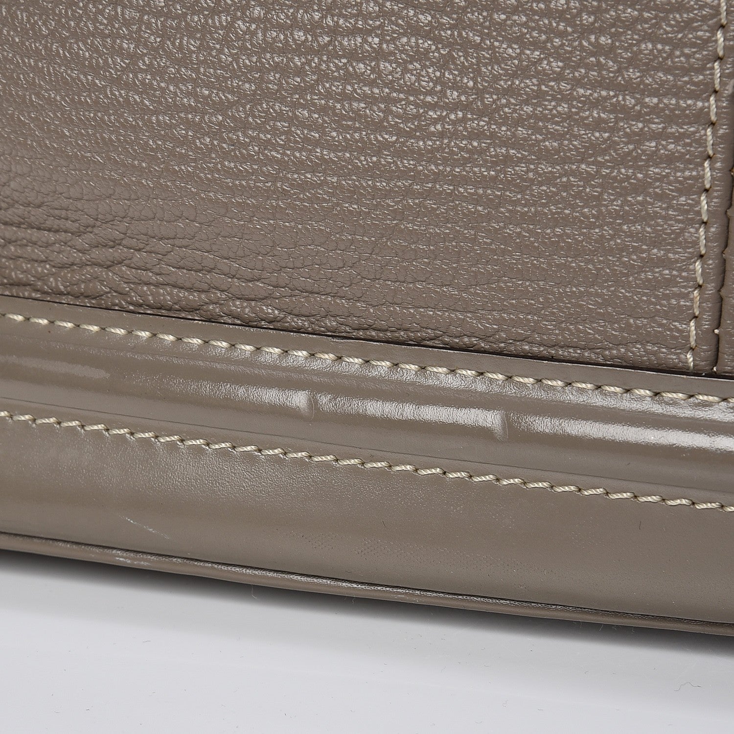 Louis Vuitton Suhali Lockit MM Greige 14 of 25