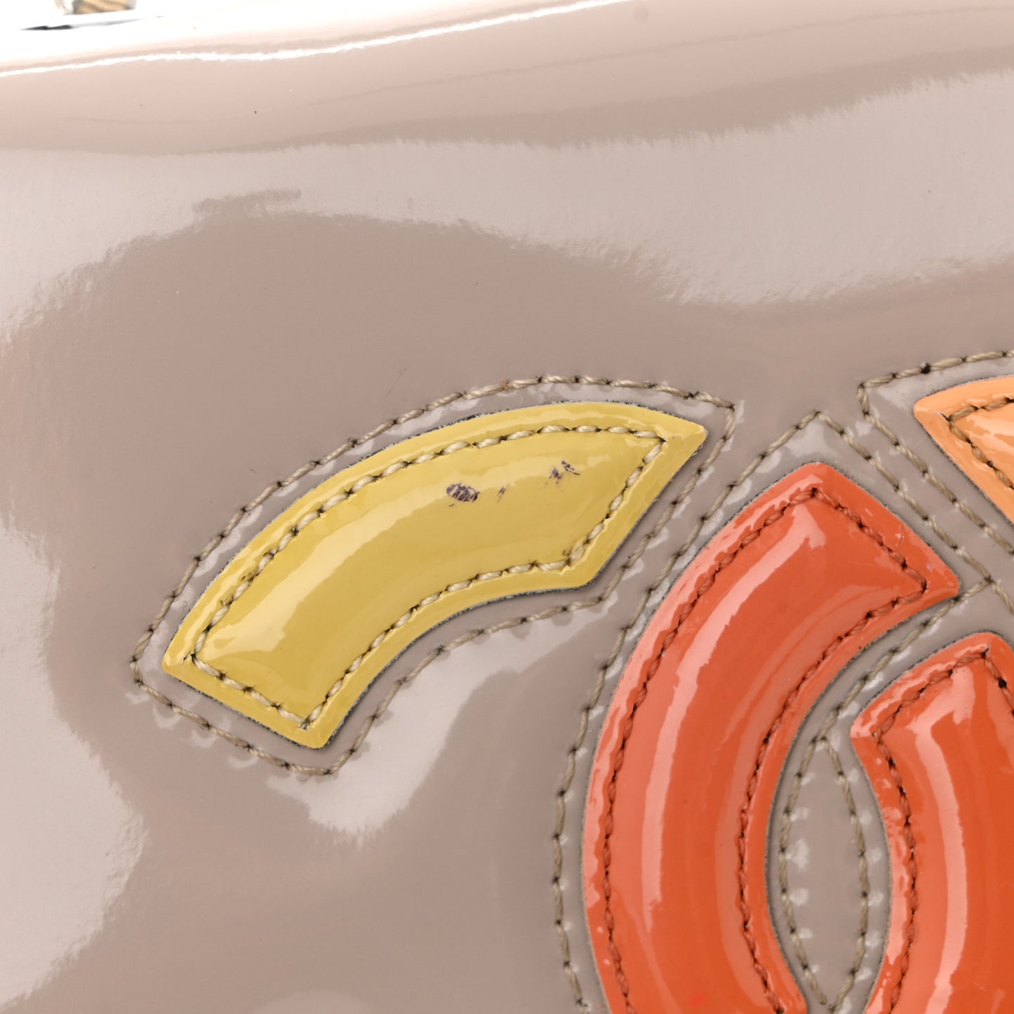 Vinyl Lipstick Wallet On Chain WOC Beige