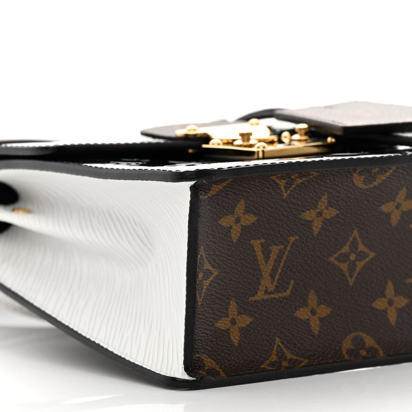 Vernis Epi Monogram Spring Street Black