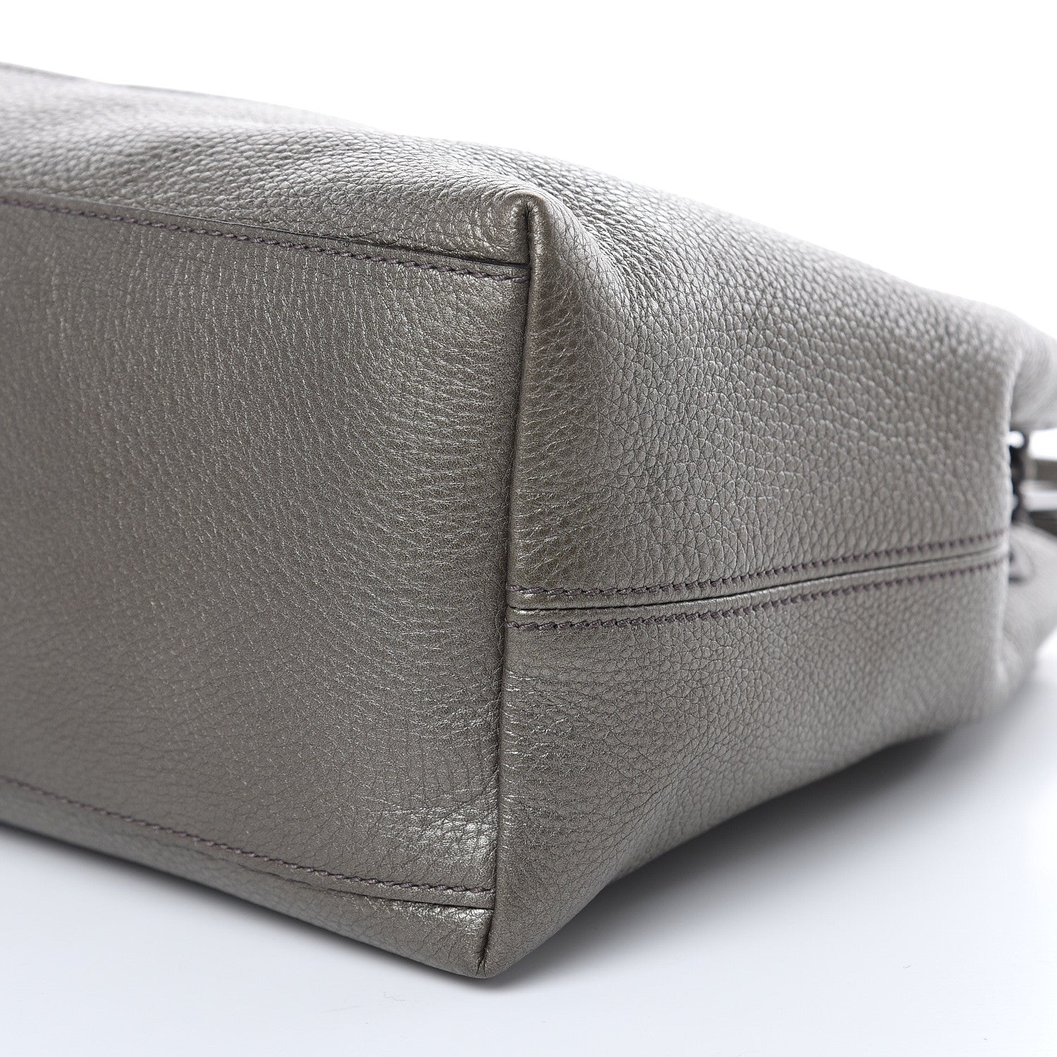 Gucci Metallic Pebbled Calfskin Medium Soho Chain Shoulder Bag Sasso 9 of 10