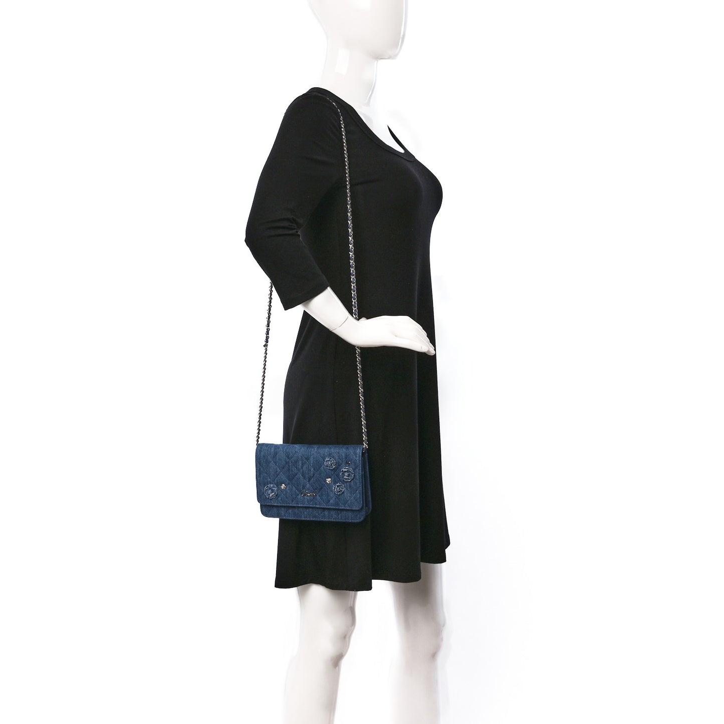 Denim Quilted Camellia Wallet On Chain WOC Blue