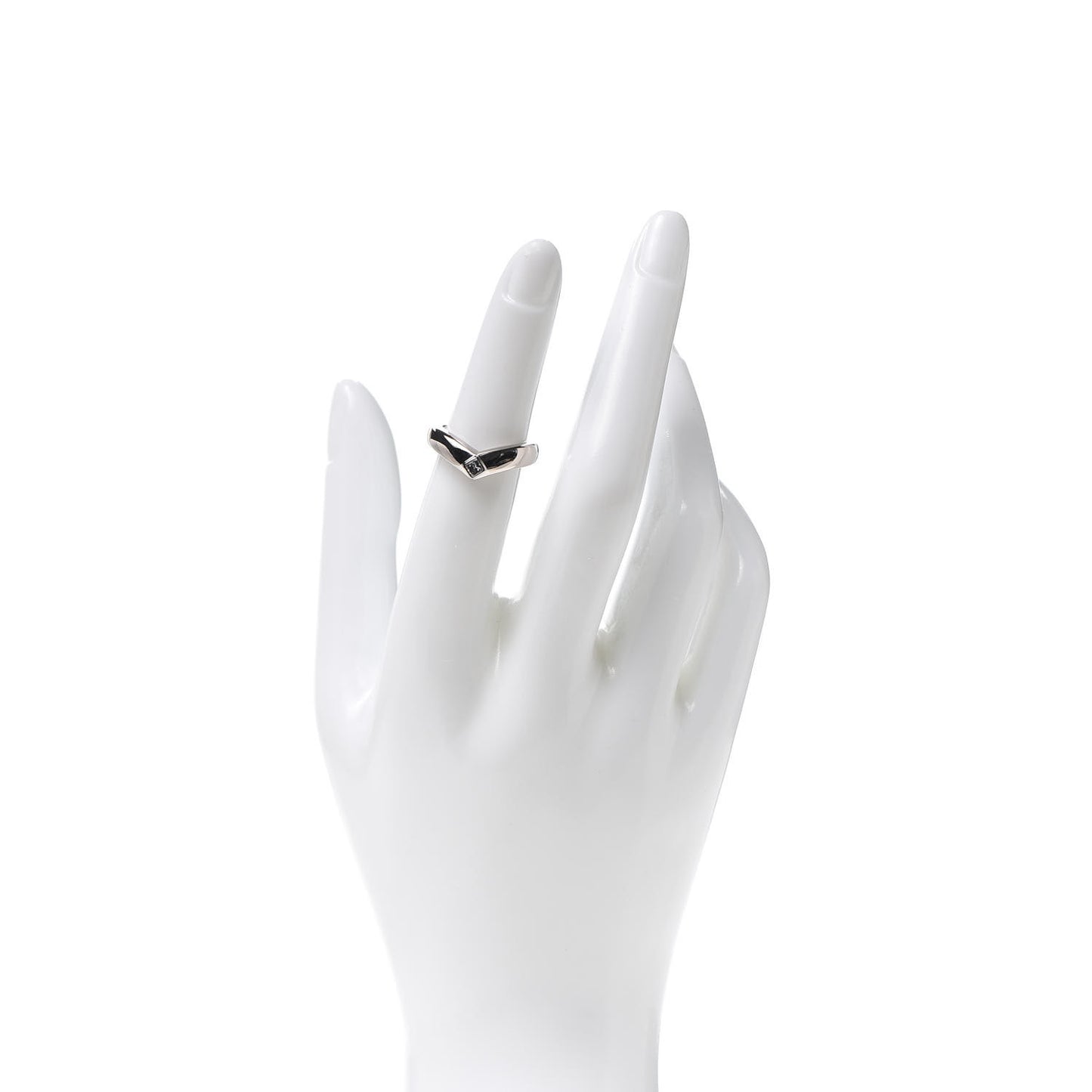18K White Gold Diamond Solitaire V Band Ring 49 4.75