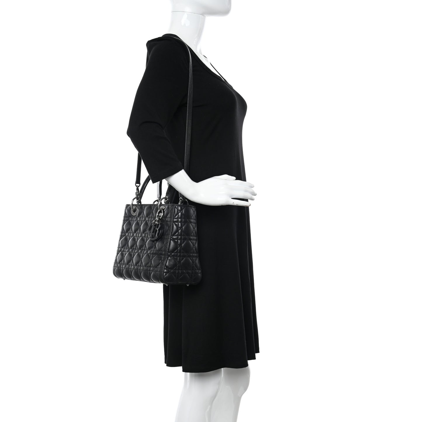 Ultra Matte Calfskin Cannage Medium Lady Dior Black