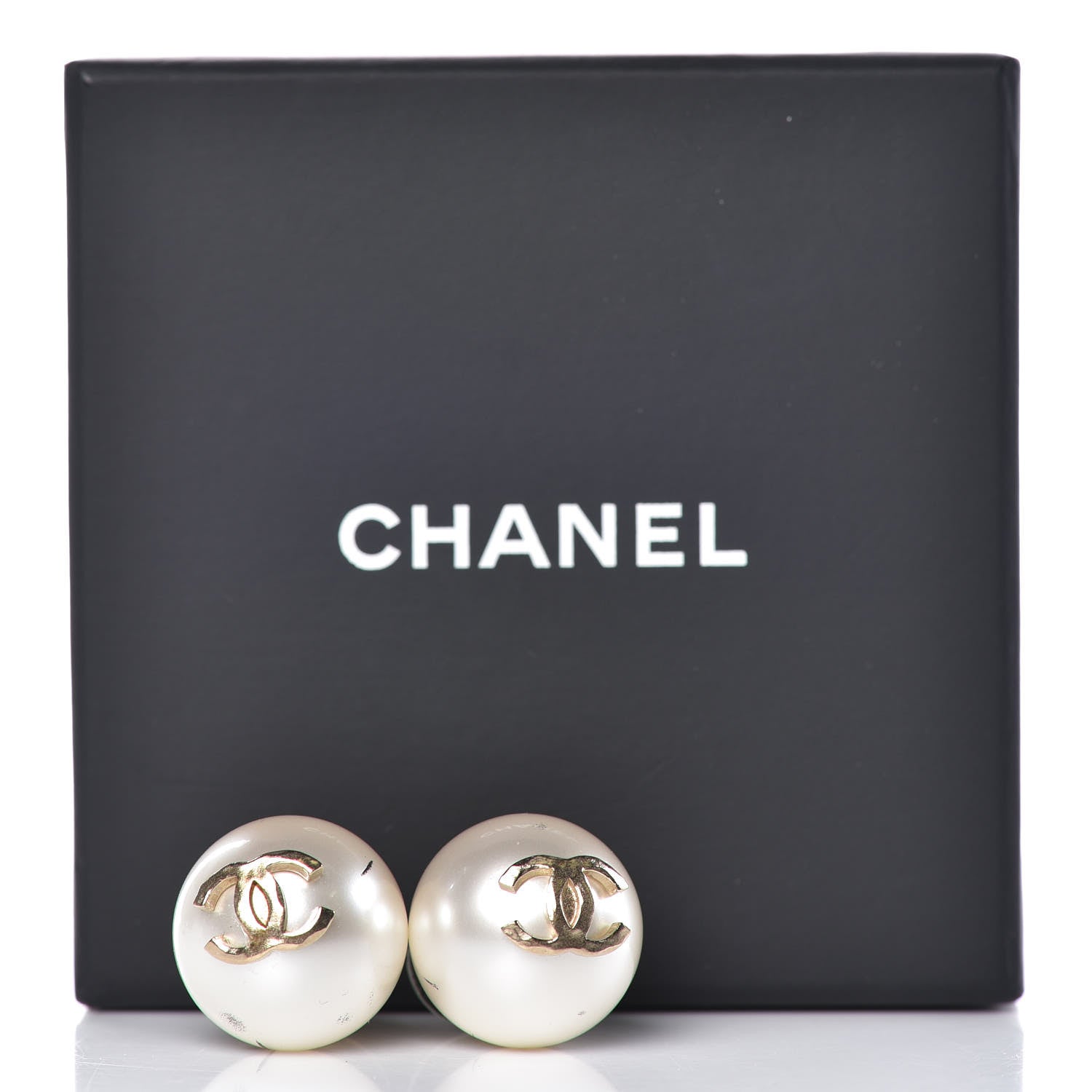 Chanel Pearl CC Large Earrings Gold 7 of 7
