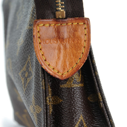 Louis Vuitton Monogram Toiletry Pouch 15 6 of 8