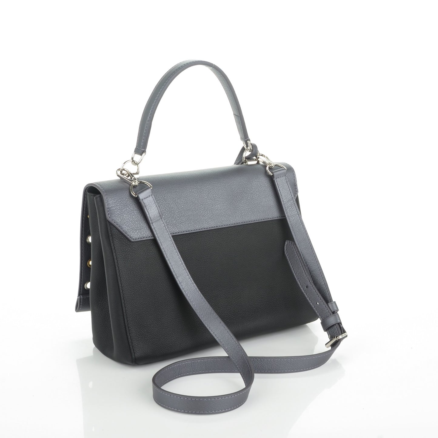 Soft Calfskin Eyelet Lockme II Top Handle Gris Silver