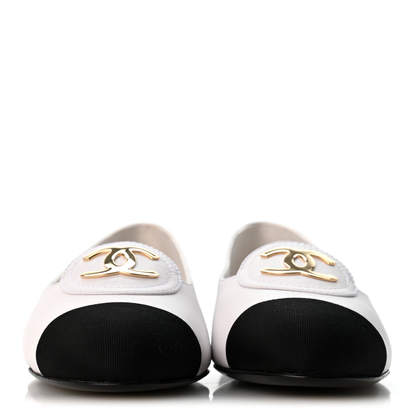 Calfskin Grosgrain Cap Toe CC Moccasin Loafers 37 White Black