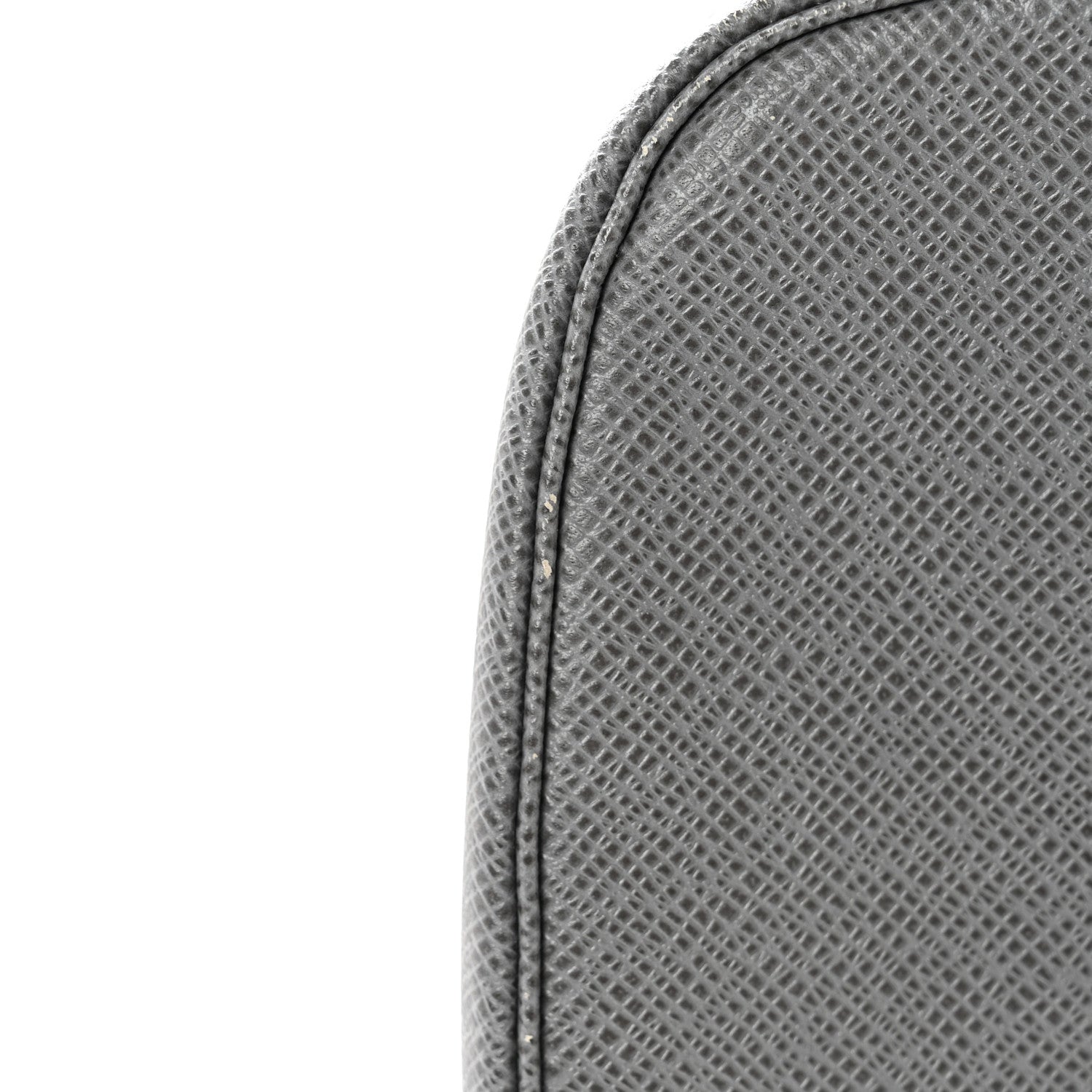 Louis Vuitton Taiga Trousse Toilette GM Glacier 10 of 11