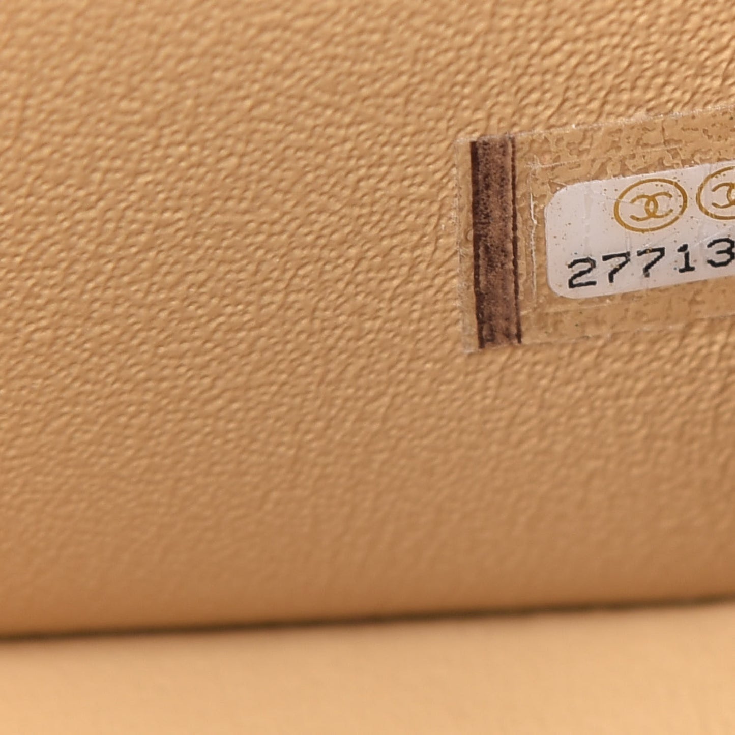 Raffia Patent Medium CC Filigree Vanity Case Black