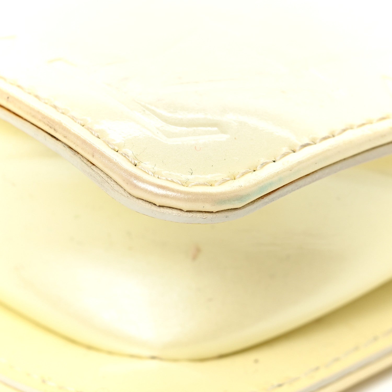 Louis Vuitton Vernis Lexington Pochette Perle 11 of 27