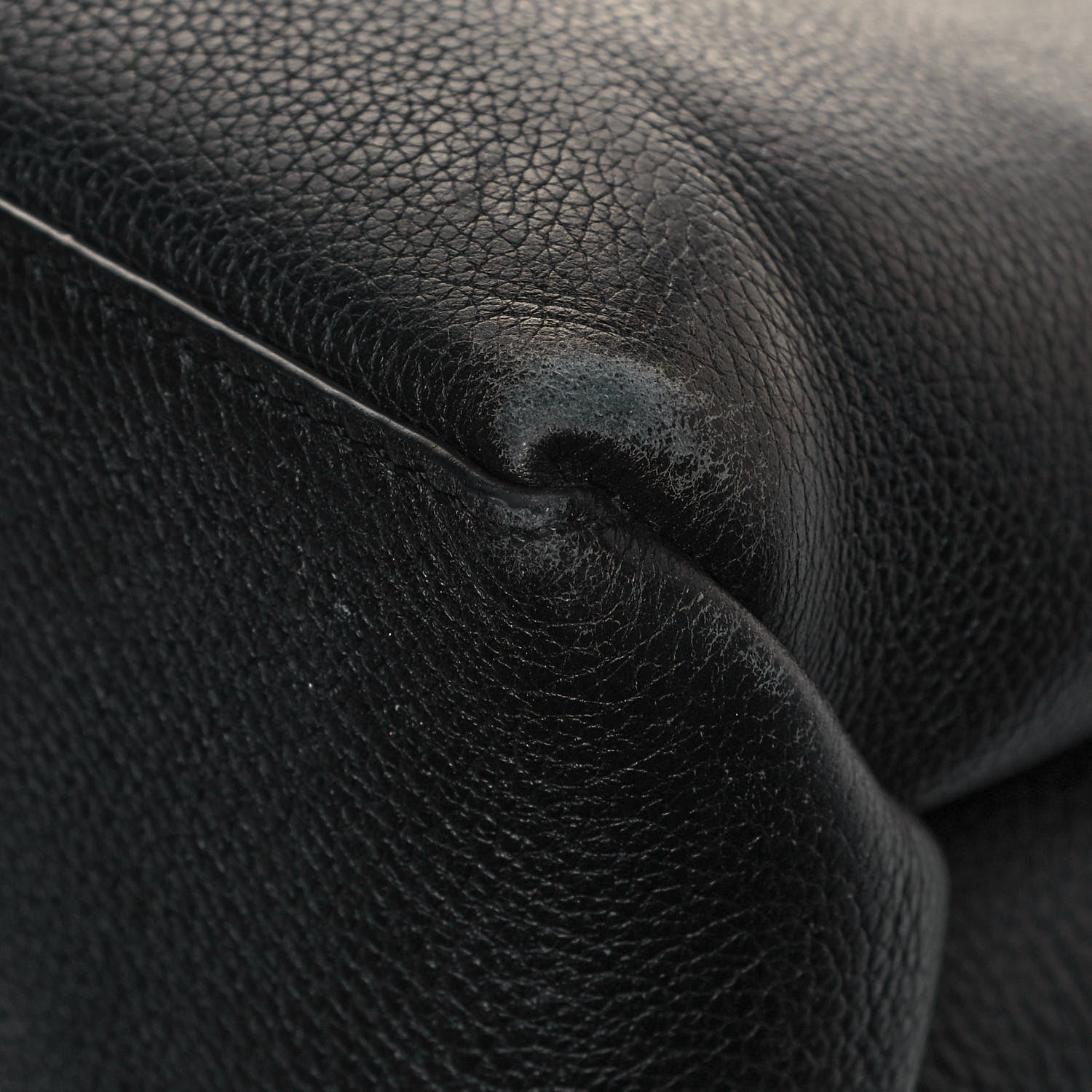 Louis Vuitton Soft Calfskin My Lockme Top Handle Vanille Black 11 of 22