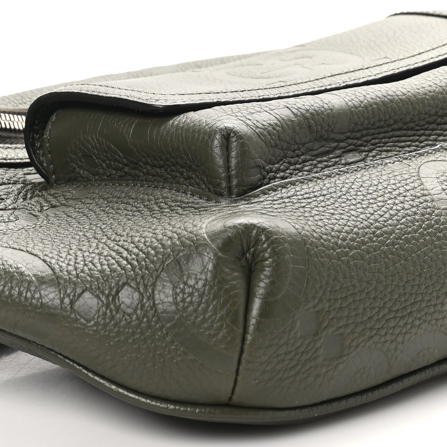 Piuma Calfskin Jumbo GG Embossed Pocket Belt Bag Dark Vintage Olive