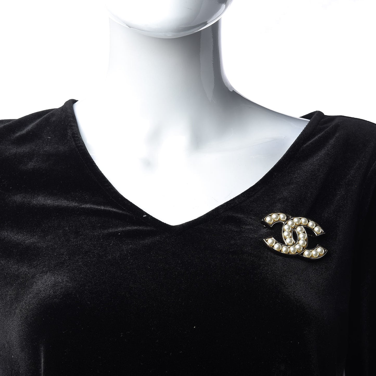 Pearl CC Brooch Light Gold