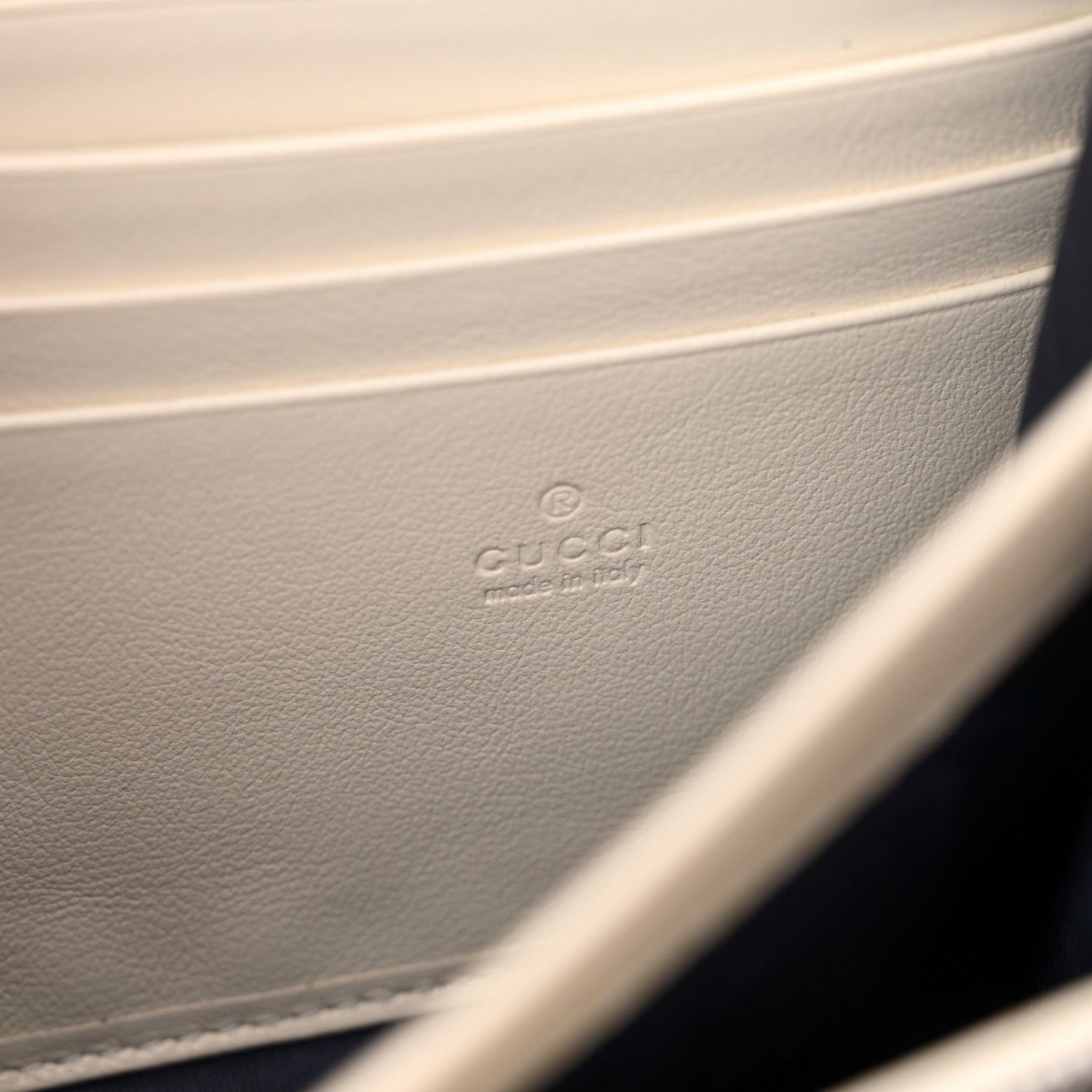 Gucci Vintage Effect Calfskin Matelasse Diagonal Torchon GG Marmont Chain Wallet Mystic White Blue Agata 6 of 11