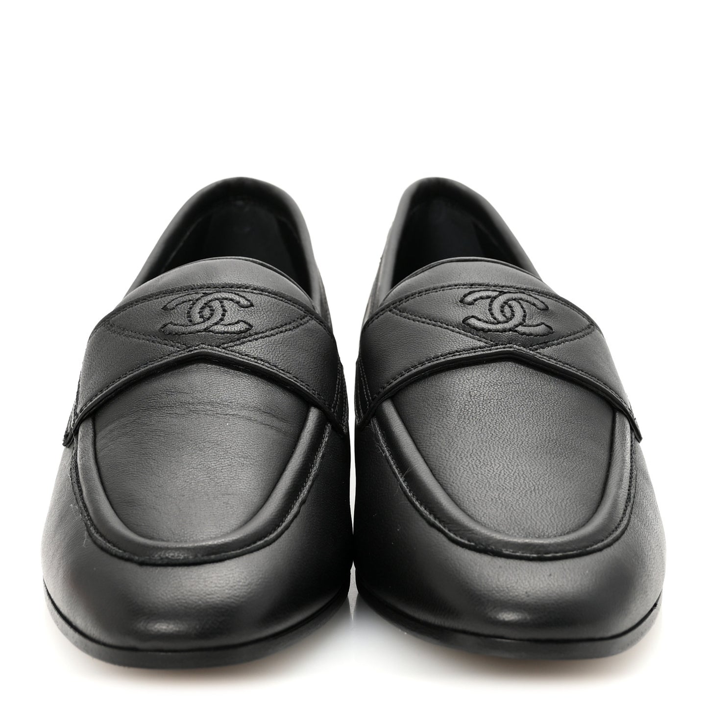 Lambskin Womens Stitched CC Loafers 35 Black