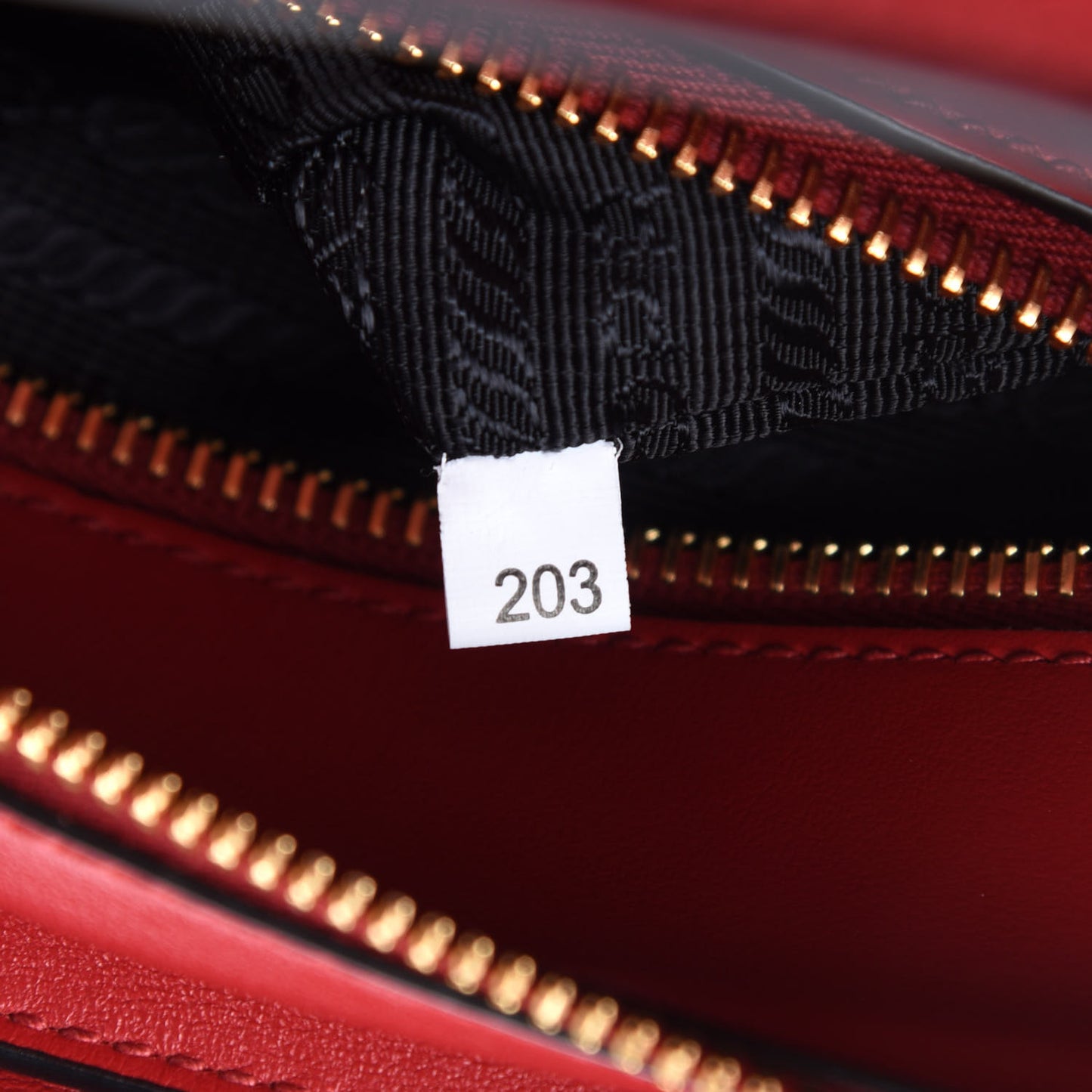 Saffiano Soft Calfskin Small Zippered Tote Fuoco