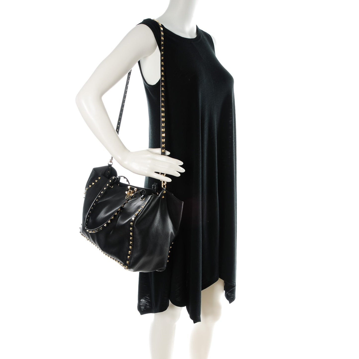 Vitello Medium Rockstud Tote Black