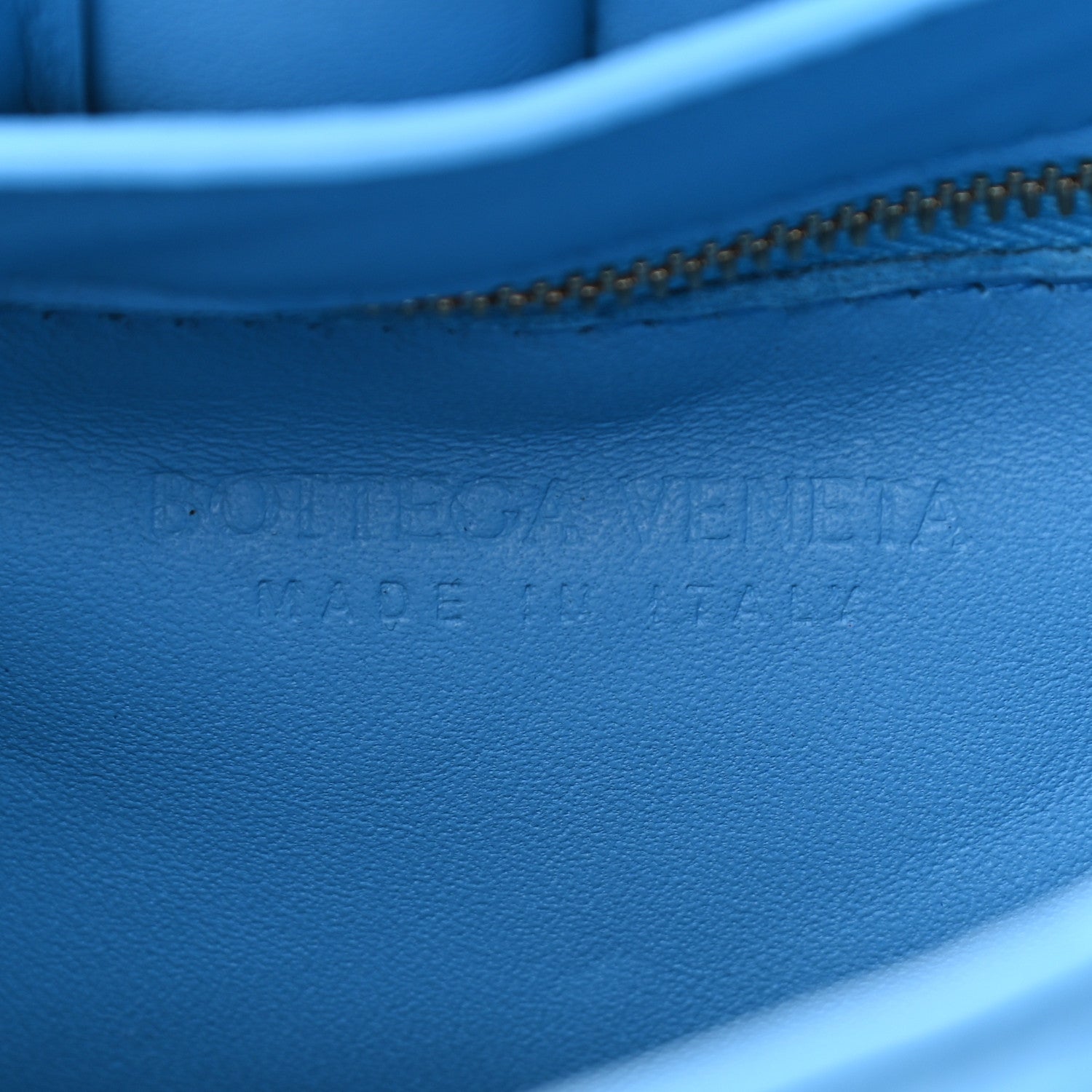 Bottega Veneta Lambskin Maxi Intreccio Padded Chain Cassette Crossbody Bag 5 of 10