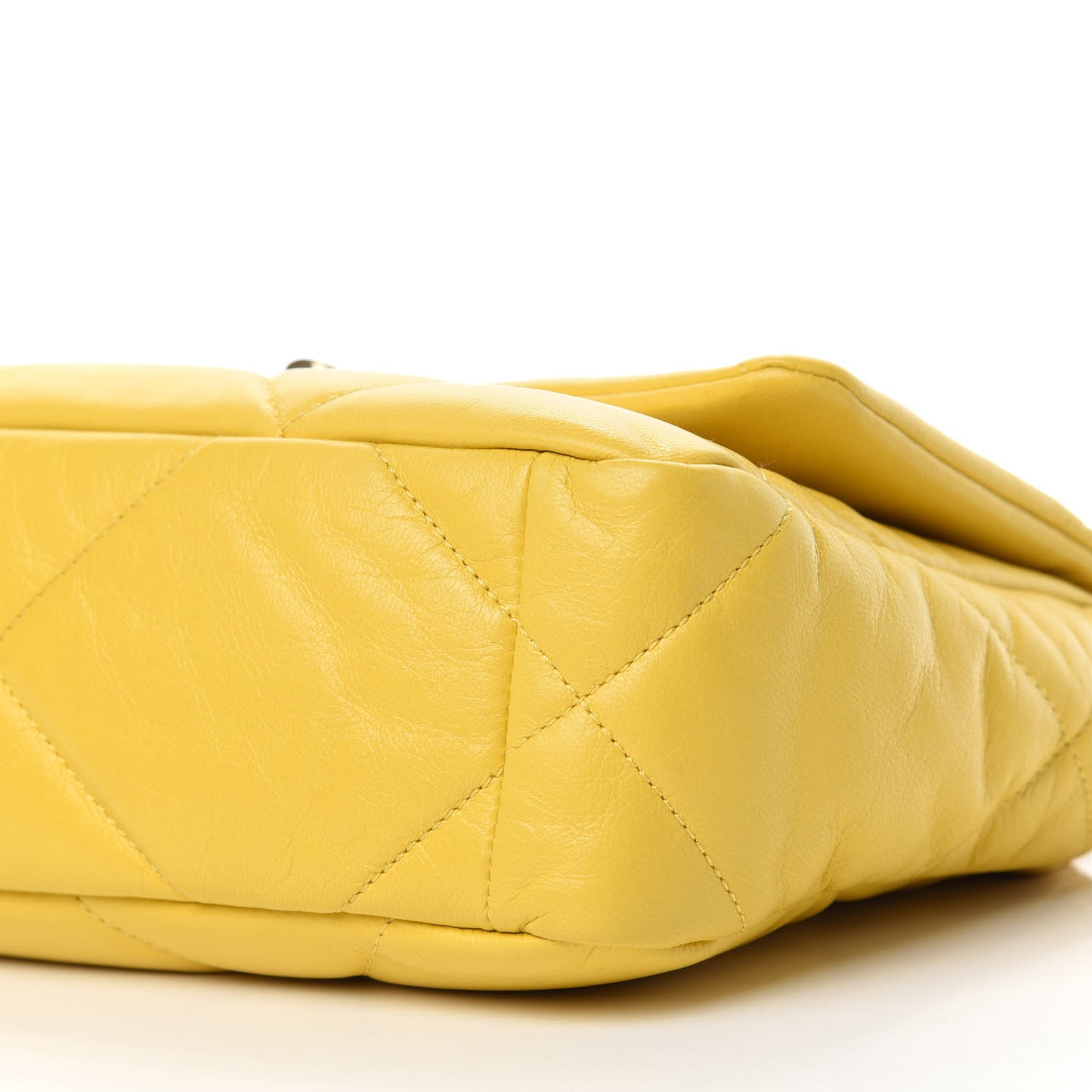 Lambskin Quilted Medium Chanel 19 Flap Yellow