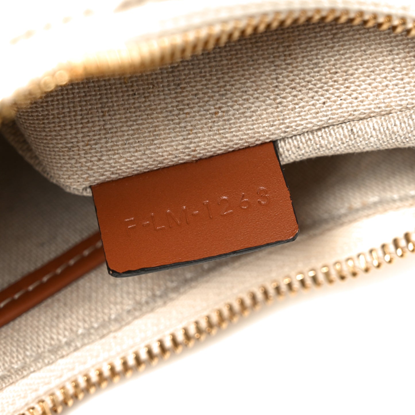 Crochet Embroidered Ava Triomphe Shoulder Bag White Tan