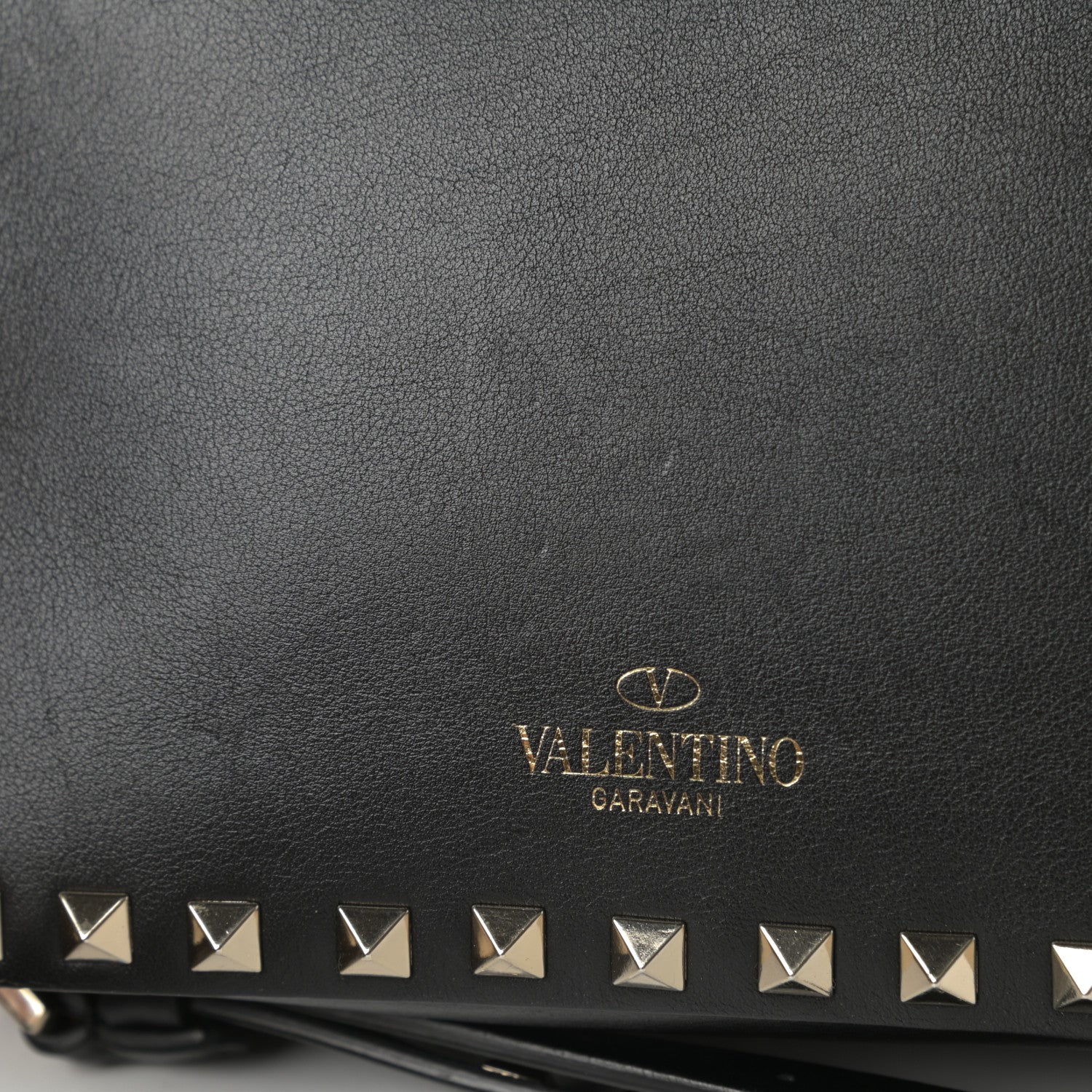 Valentino Garavani Calfskin Rockstud Camera Crossbody Bag Black 11 of 12