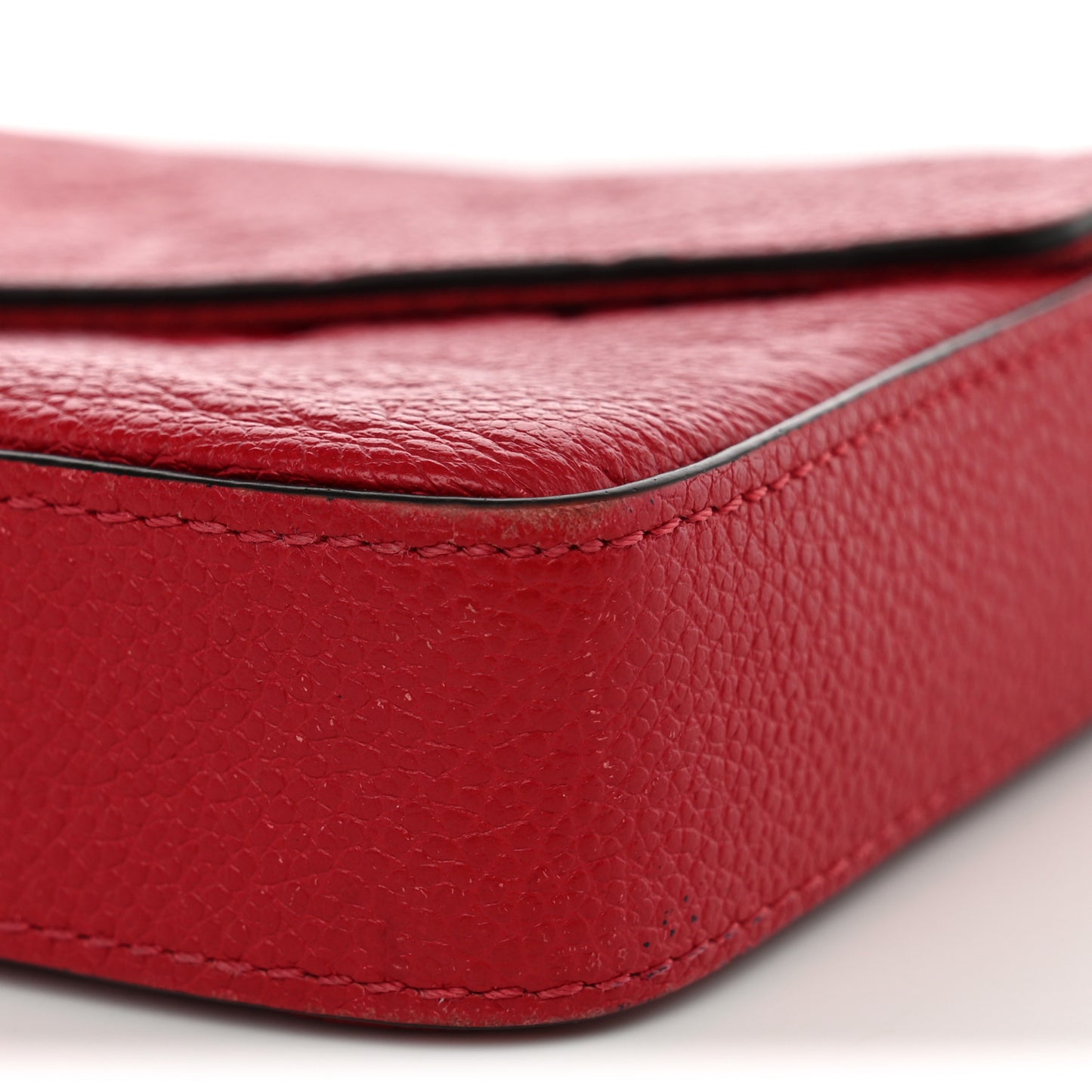 Empreinte Pochette Felicie Chain Wallet Scarlet