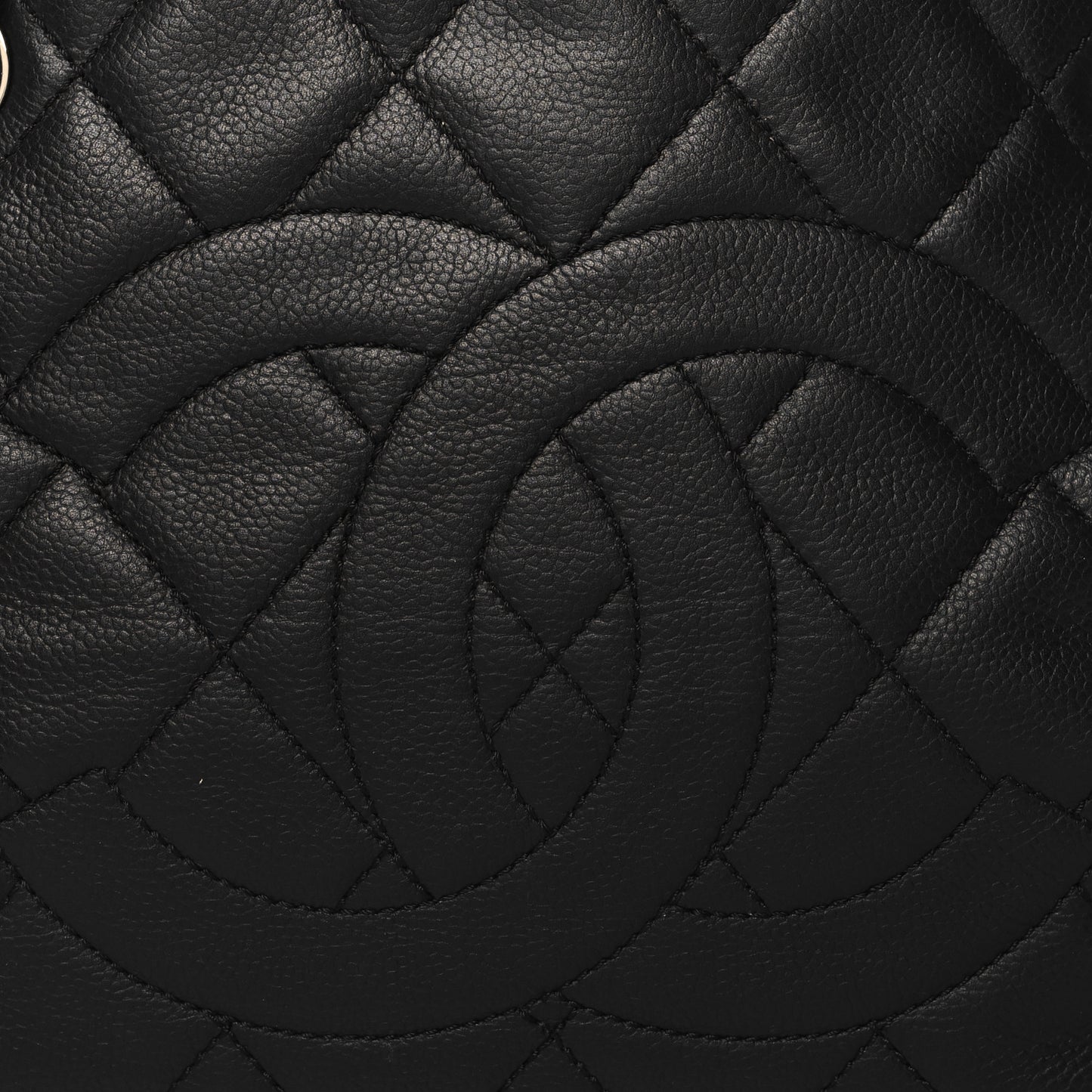 Caviar Quilted CC Timeless Soft Tote Black