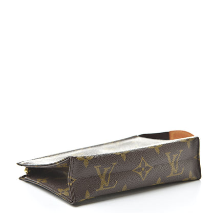Louis Vuitton Monogram Toiletry Pouch 15 4 of 12