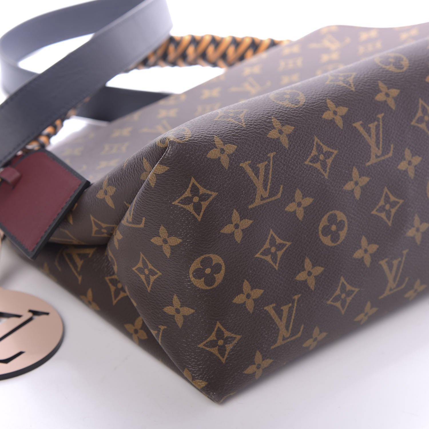 Louis Vuitton Monogram Beaubourg MM Safran Imperial 5 of 11