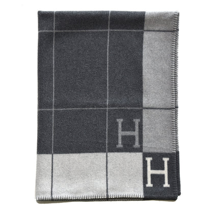 Hermes Wool Cashmere New Classic Avalon Blanket Ecru Gris Clair 1 of 5