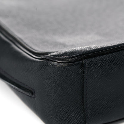 Louis Vuitton Taiga Milo Messenger Boreal 7 of 25