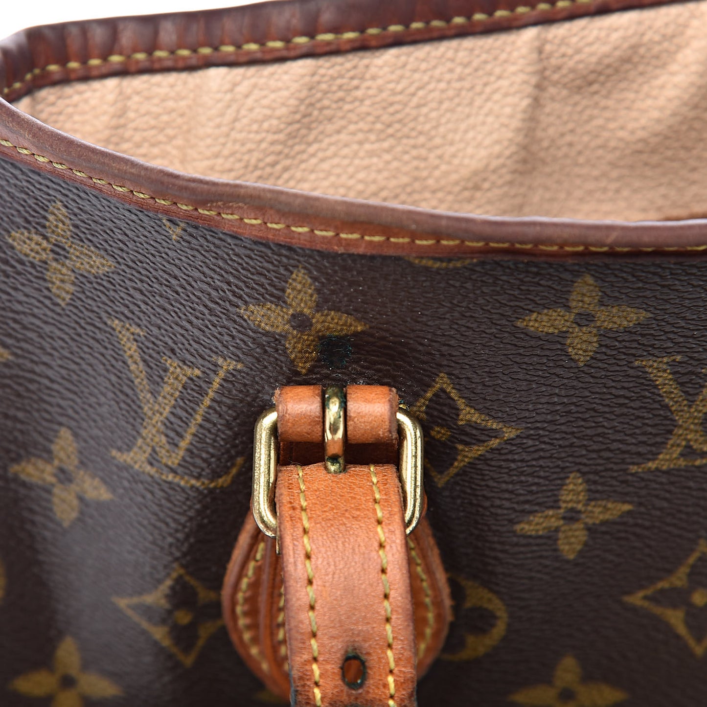 Monogram Petit Bucket 23