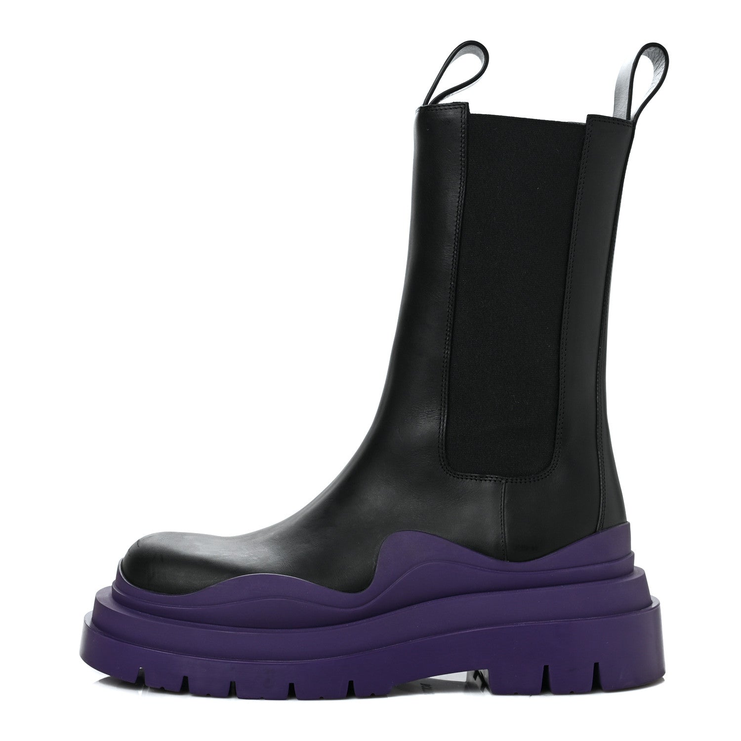 Bottega Veneta Calfskin The Tire Chelsea Boots 38.5 Black Plum 1 of 10